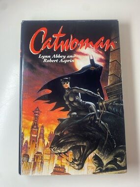Catwoman Tiger Hunt by Lynn Abbey and Robert Asprin (Hardcover 1992)